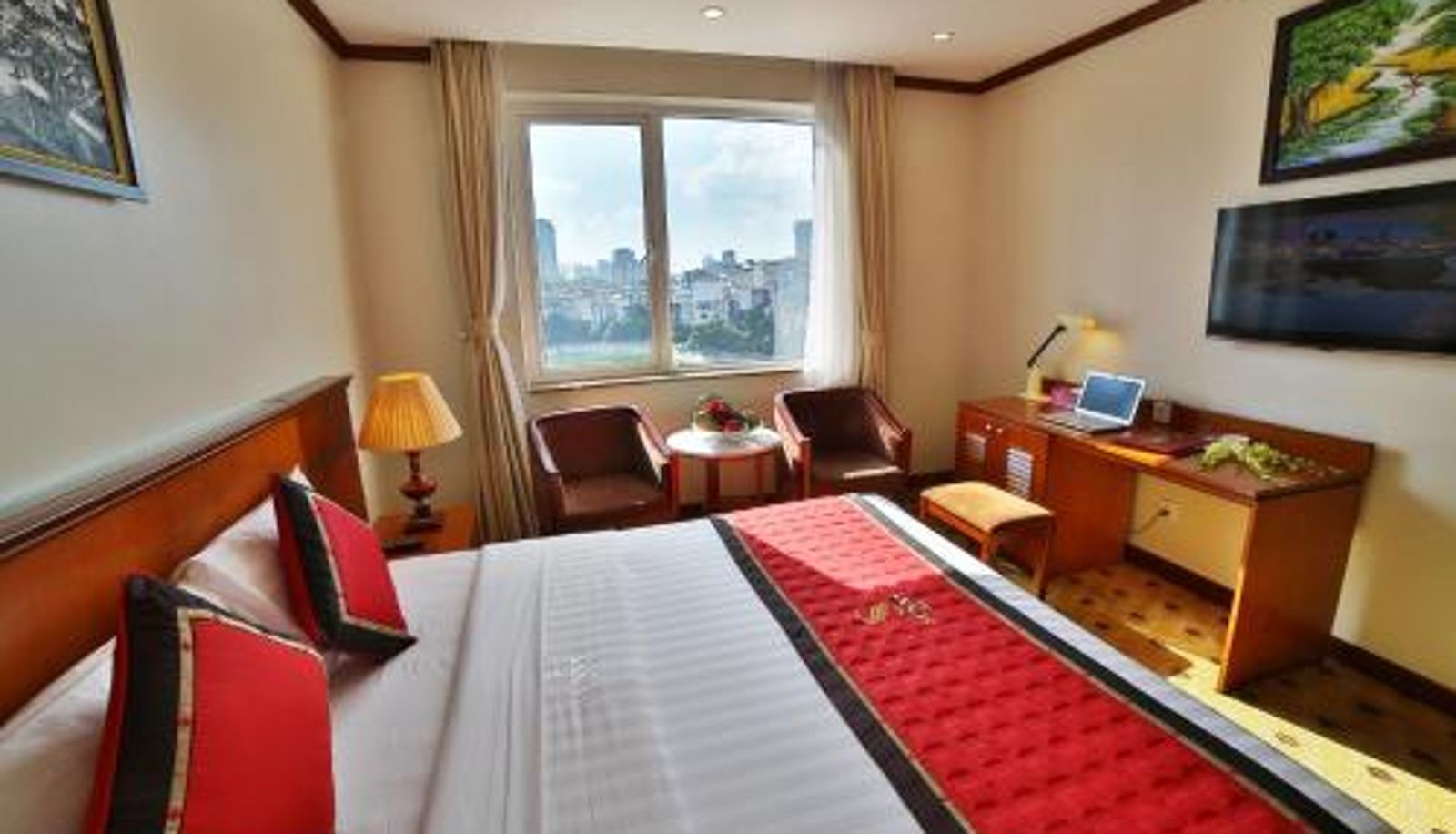 Zimmer - Sunny Hotel 1