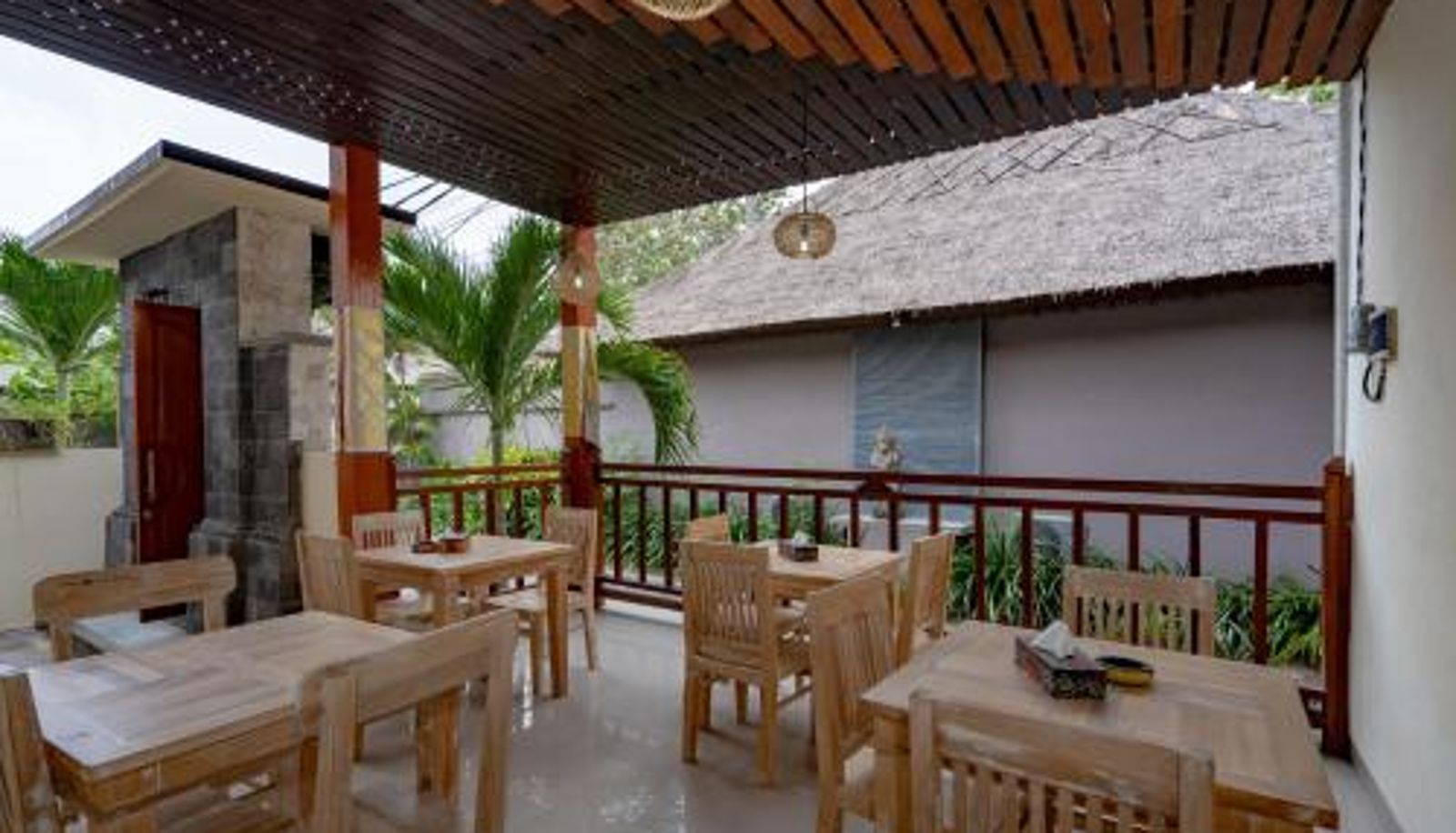 Ontbijtzaal in het restaurant - The Pulau Bungalow