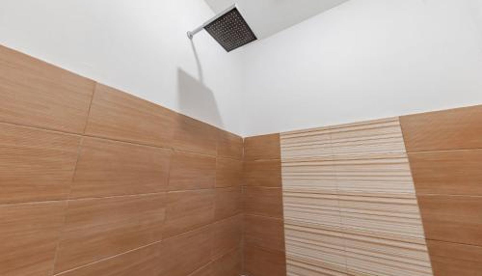 Bathroom - Urbanview Hotel Cozy Samarinda by RedDoorz