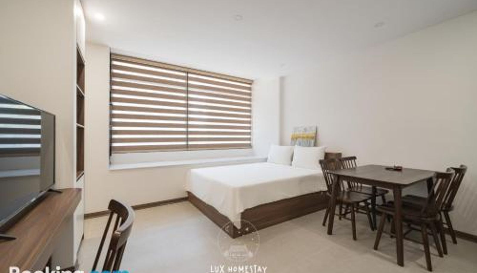 Kamer - Lux Westlake Studio
