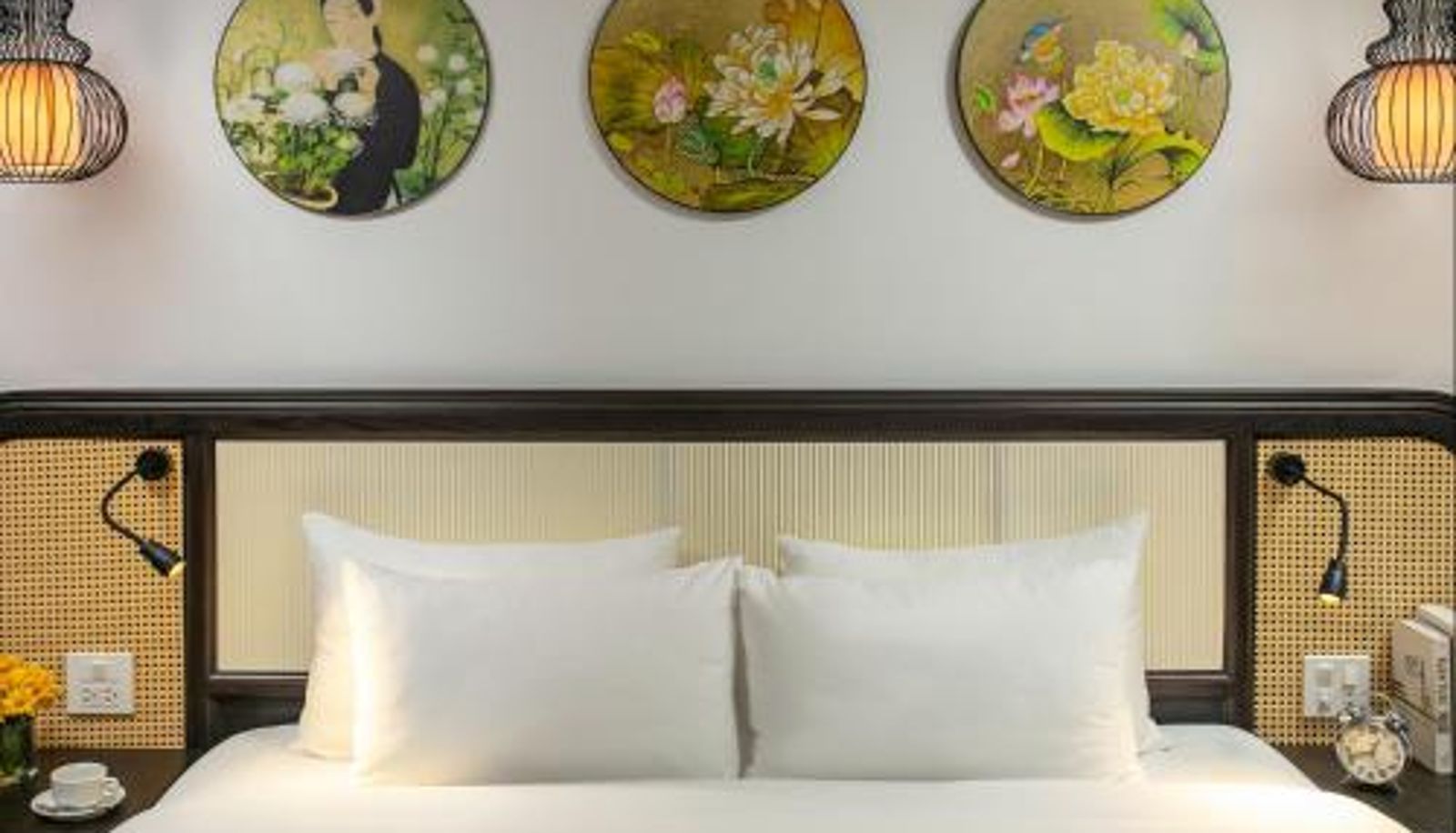 Info - Media Central Hotel & Spa