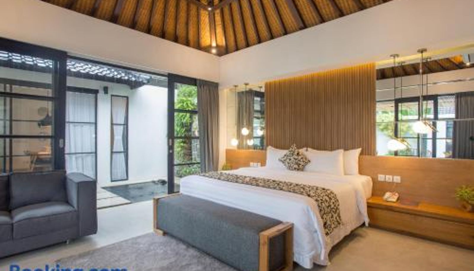 Kamer - The Kon's Villa Bali Seminyak