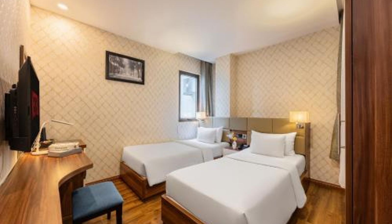 Zimmer - A25 Premium Hotel - 29 Lê Thị Hồng Gấm