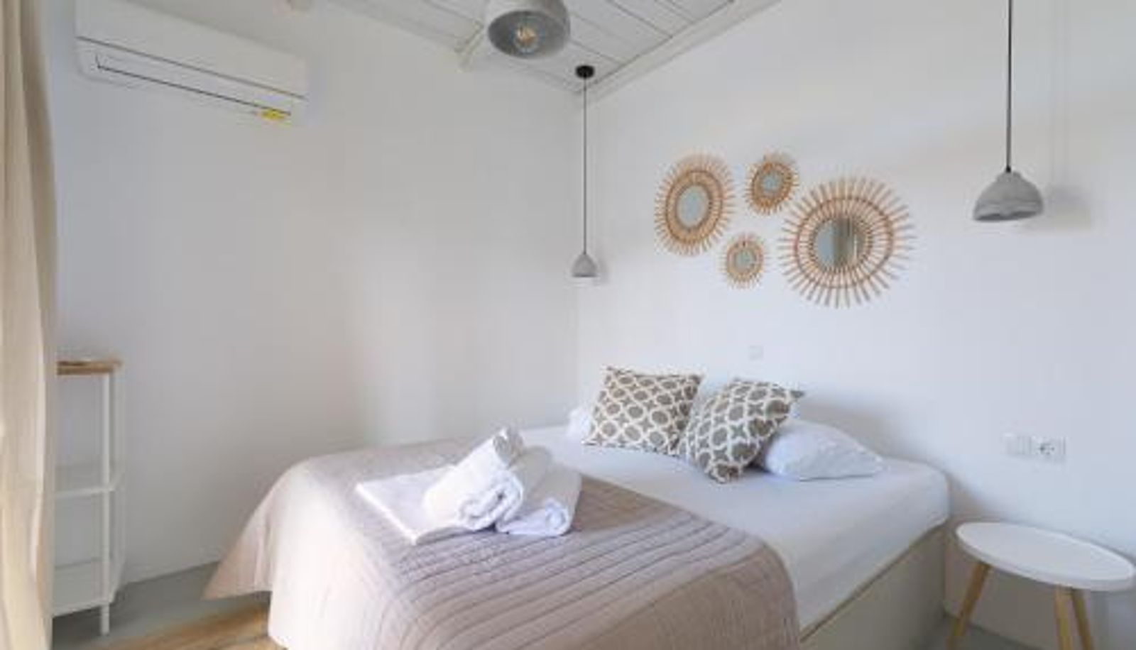 Apartment - Themonies Suites and Apartments