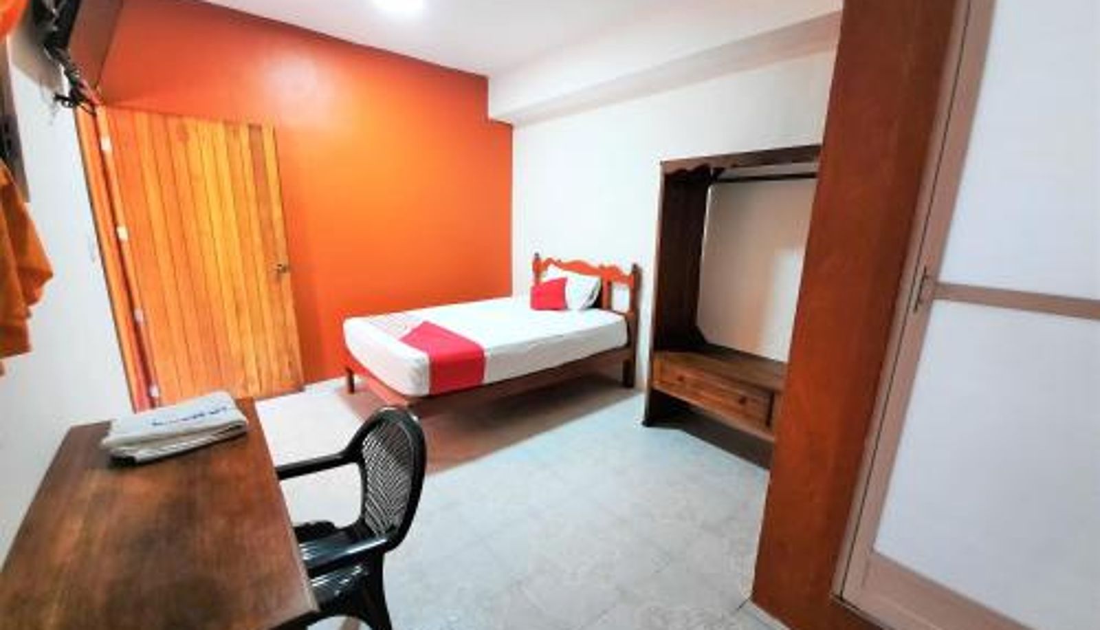 Room - Hotel Costa Maria