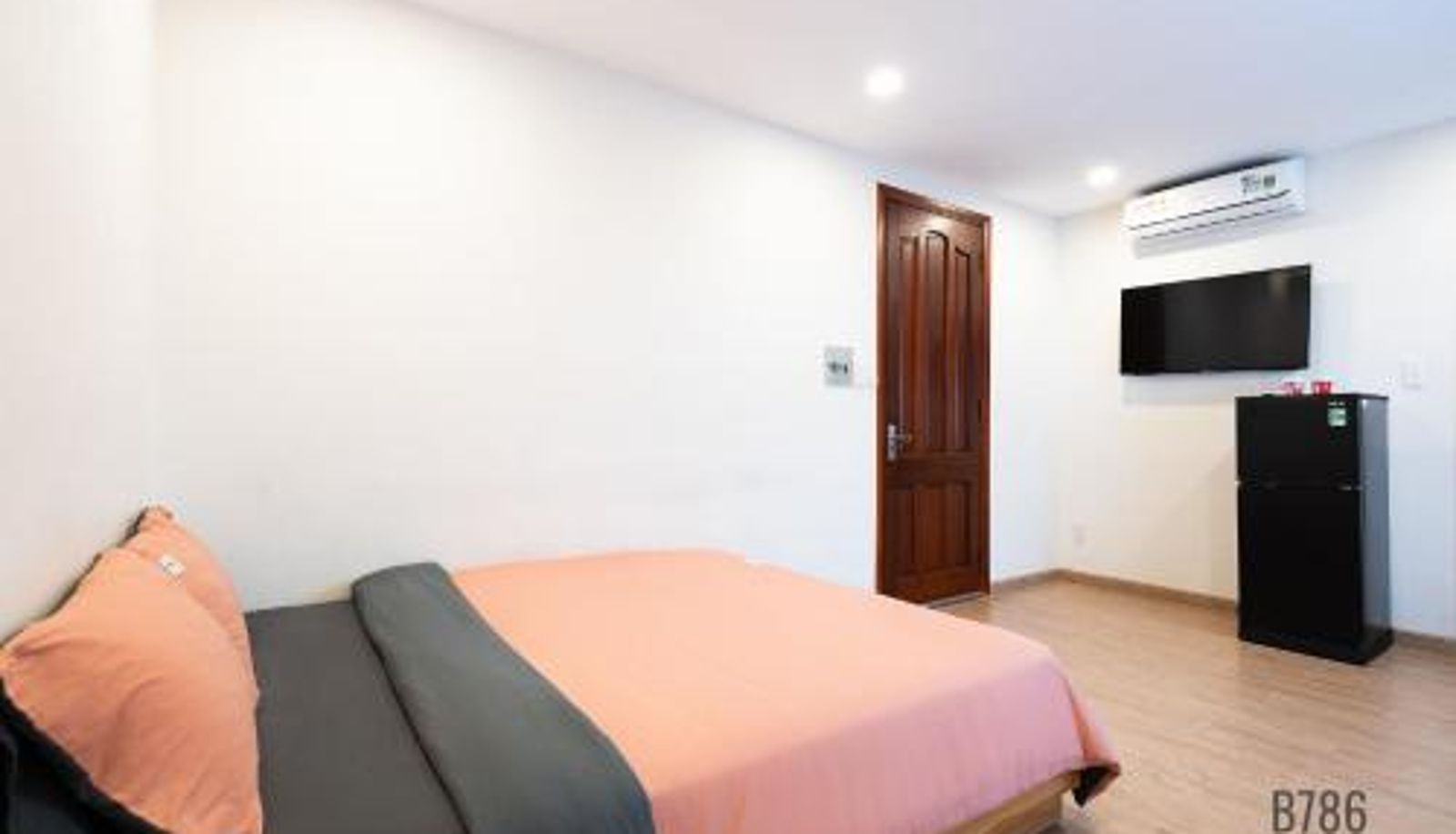 Apartment - B786 Airport Apartment