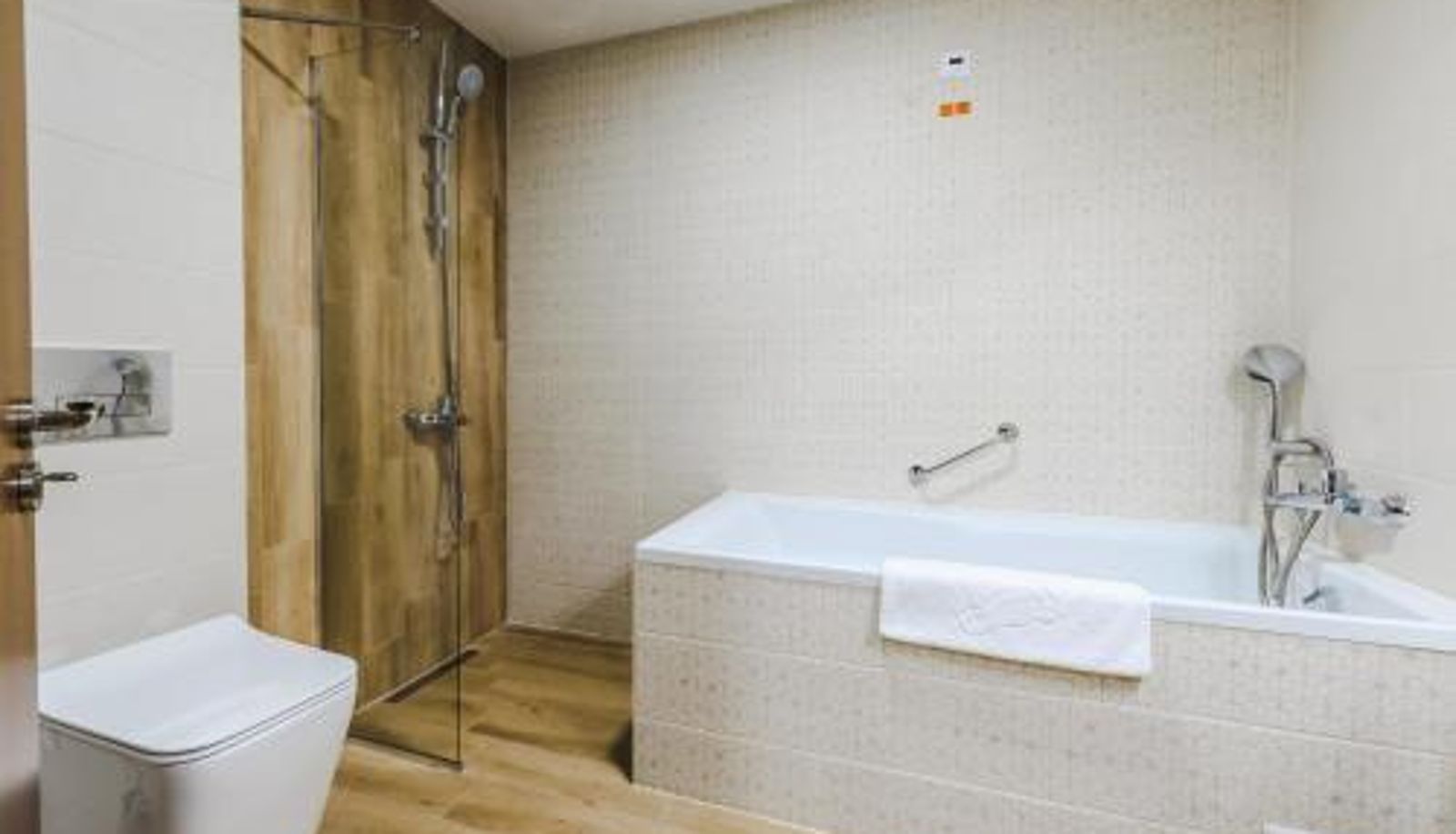 Badezimmer - Spa Hotel Orbita