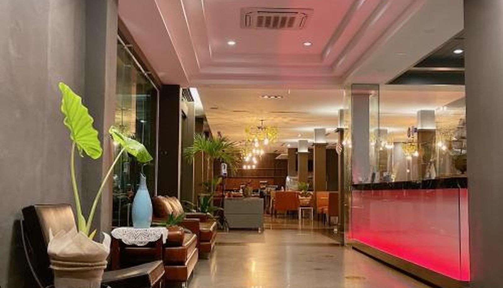 Recepcja - Phuket C & N Hotel Patong