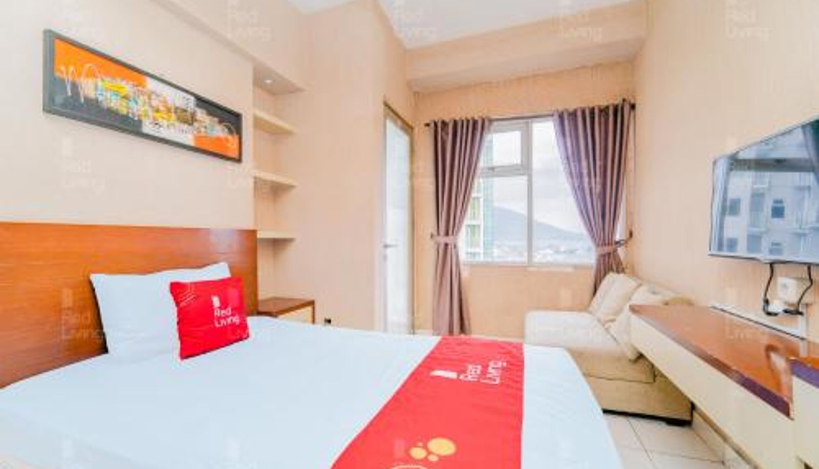Apartment - RedLiving Apartemen Easton Park Jatinangor - Rajes Room