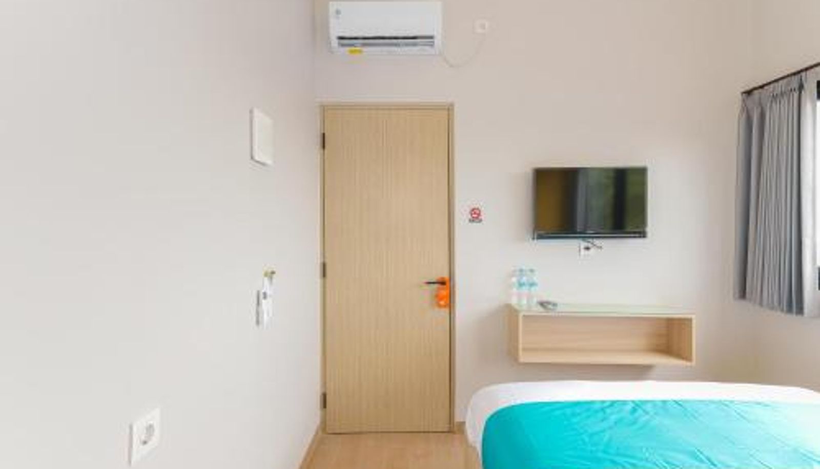 Info - Sans Hotel Clover Ace Surabaya by RedDoorz