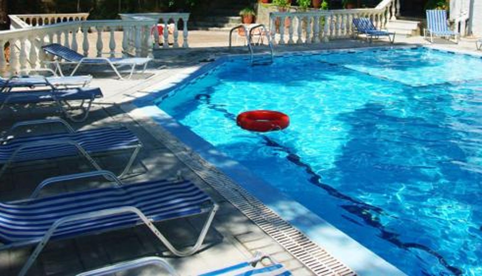 Piscine - Econa Residence