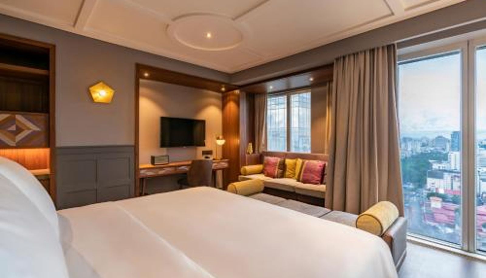 Kamer - Fusion Original Saigon Centre