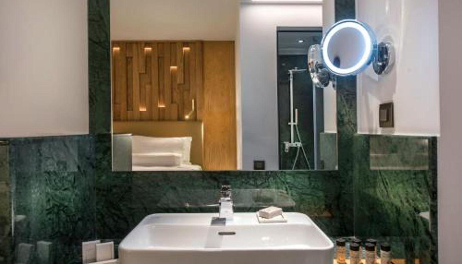 Badezimmer - Dimargio Luxury Hotel & Spa