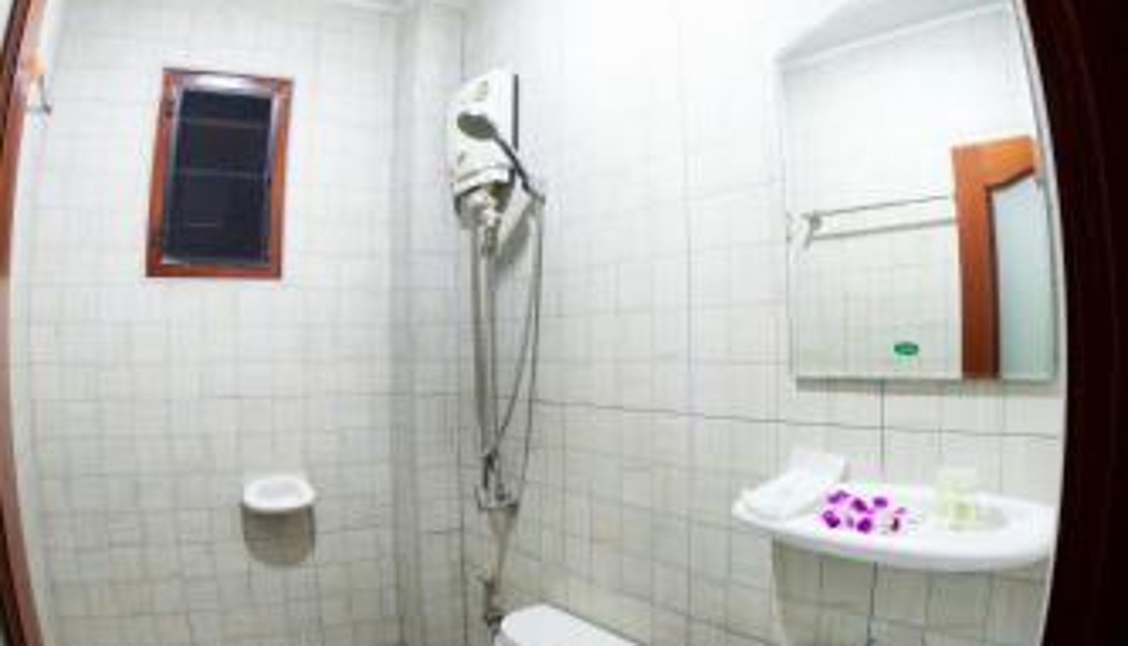 Badezimmer - Freedom Hotel
