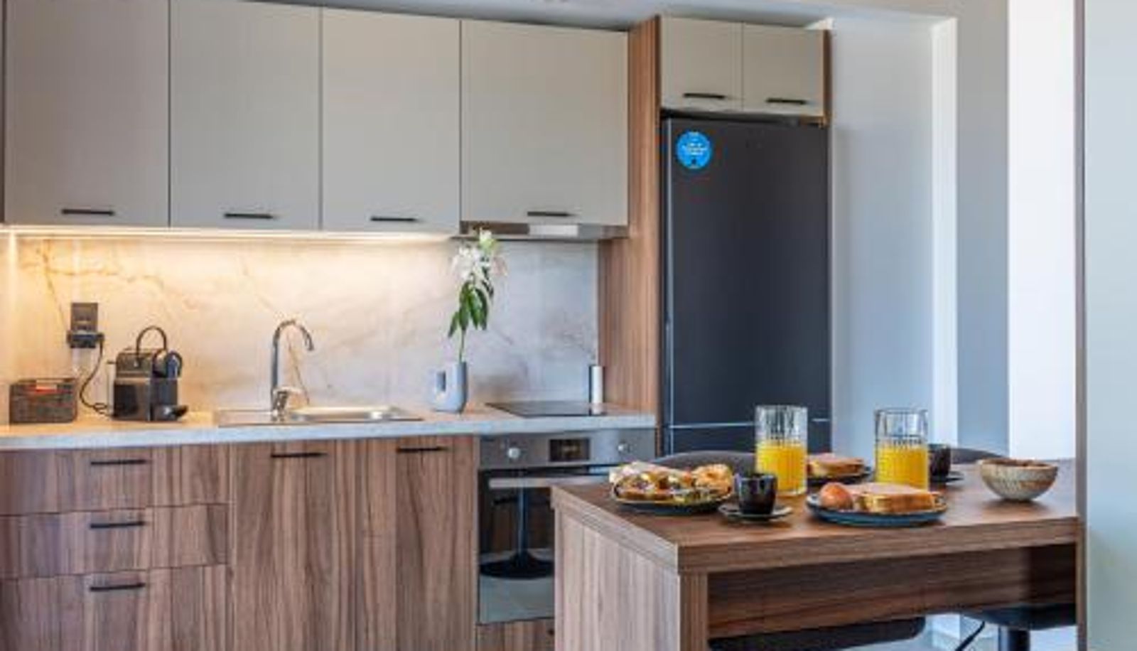 Suite - CITY HILL Luxury Apartments