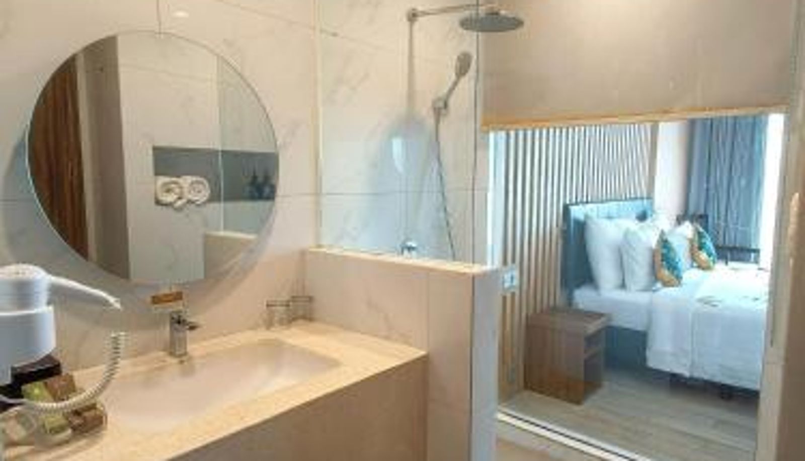 Info - Raja Hotel Kuta Mandalika Resort & Convention
