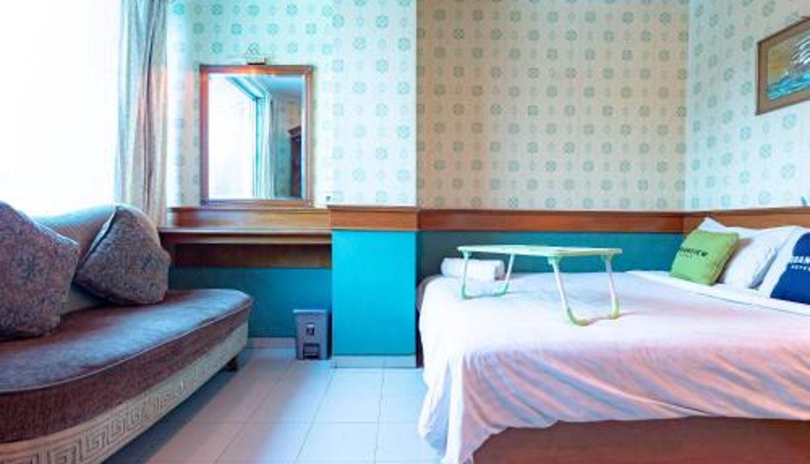 Room - Urbanview Hotel P Residence Asemka