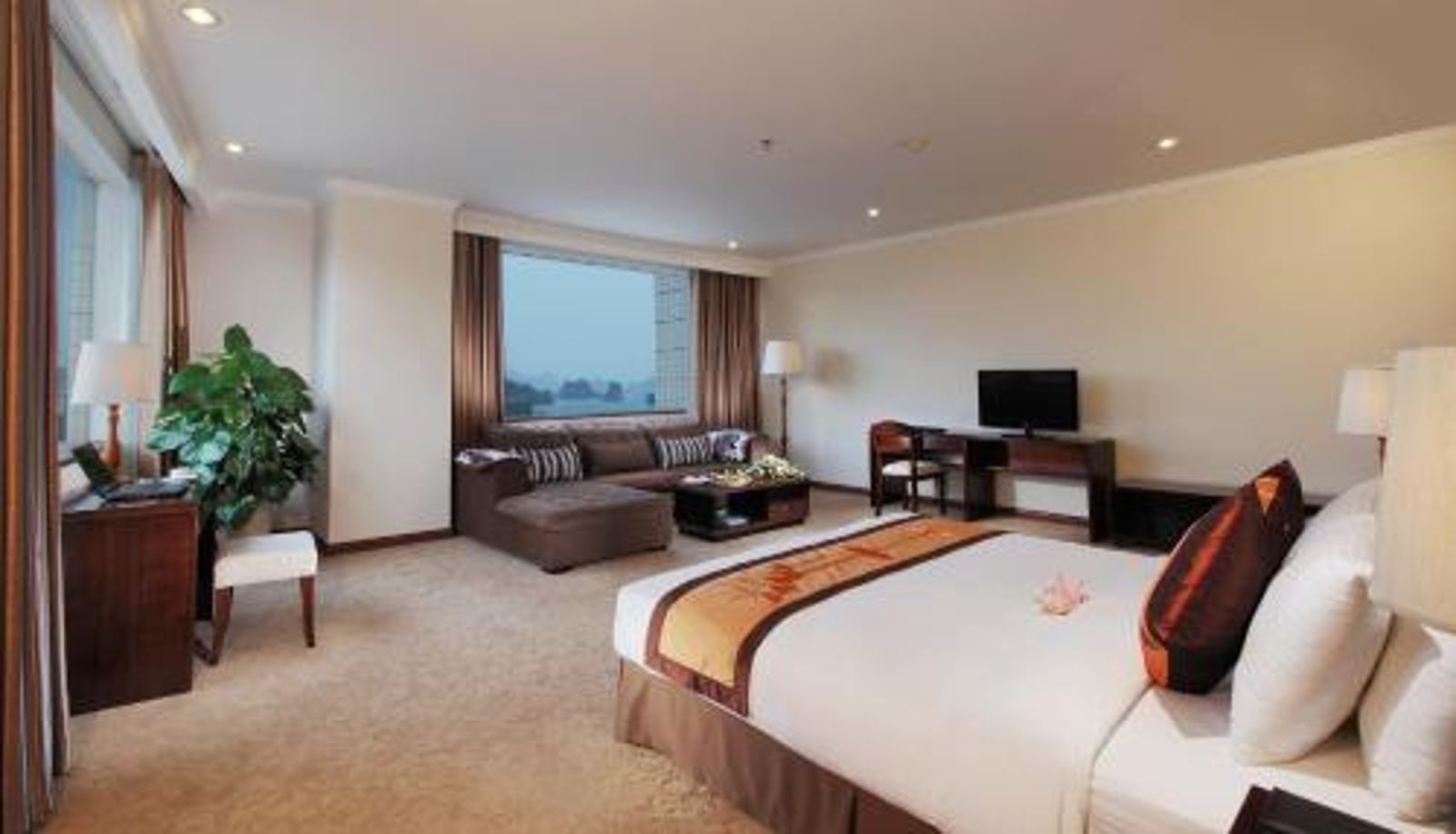 Camera - Ha Long DC Hotel