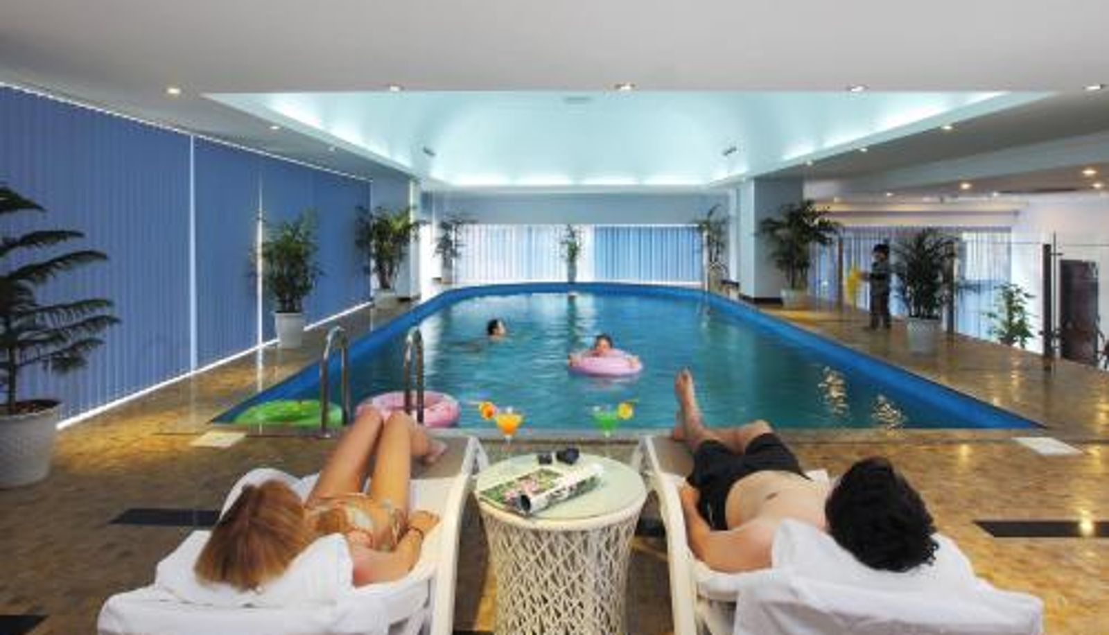 Piscina - Ha Long DC Hotel