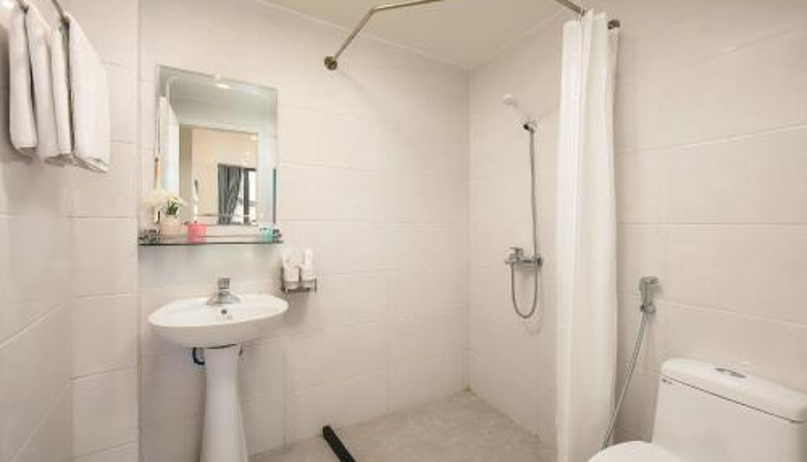 Cuarto de baño - Queen Cafe Hotel & Pub
