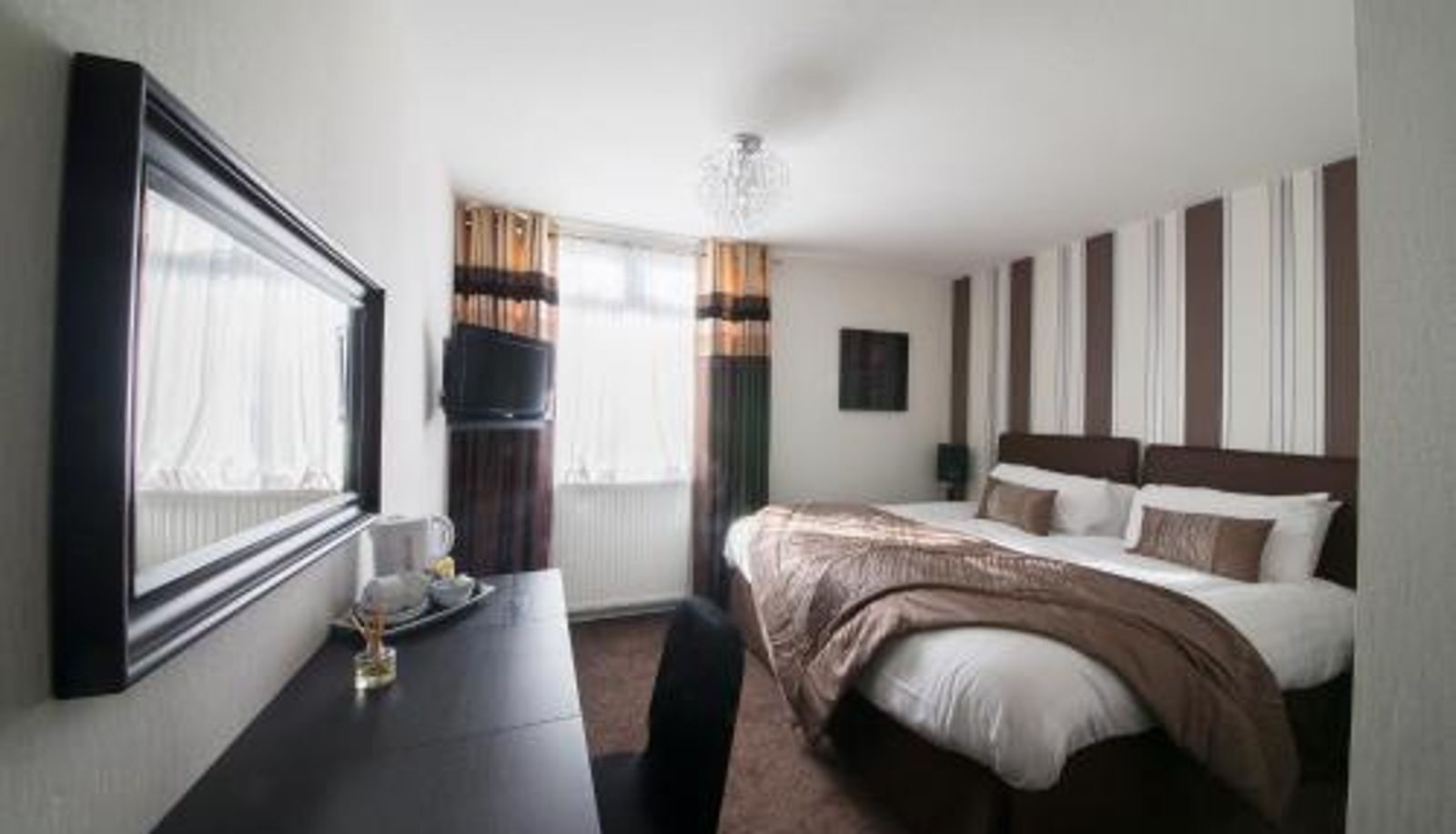 Zimmer - The Burnside Hotel
