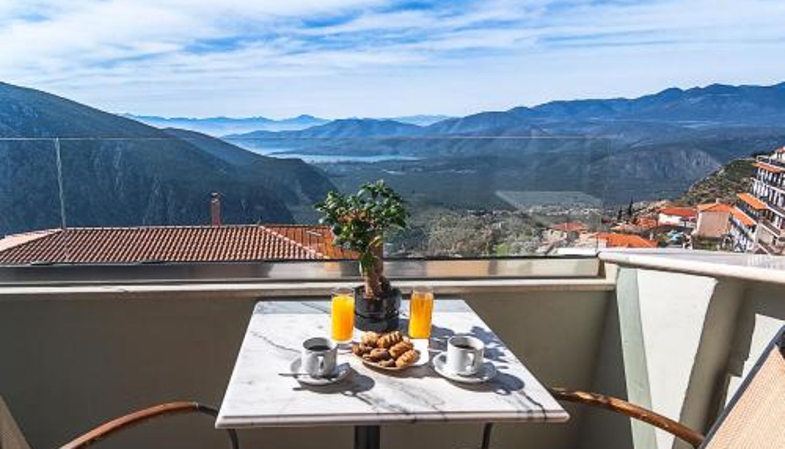 Suite - Fedriades Delphi Hotel