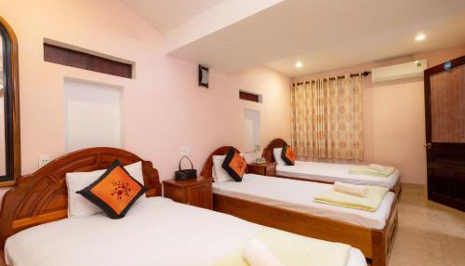 Info - Hoa My II Hotel