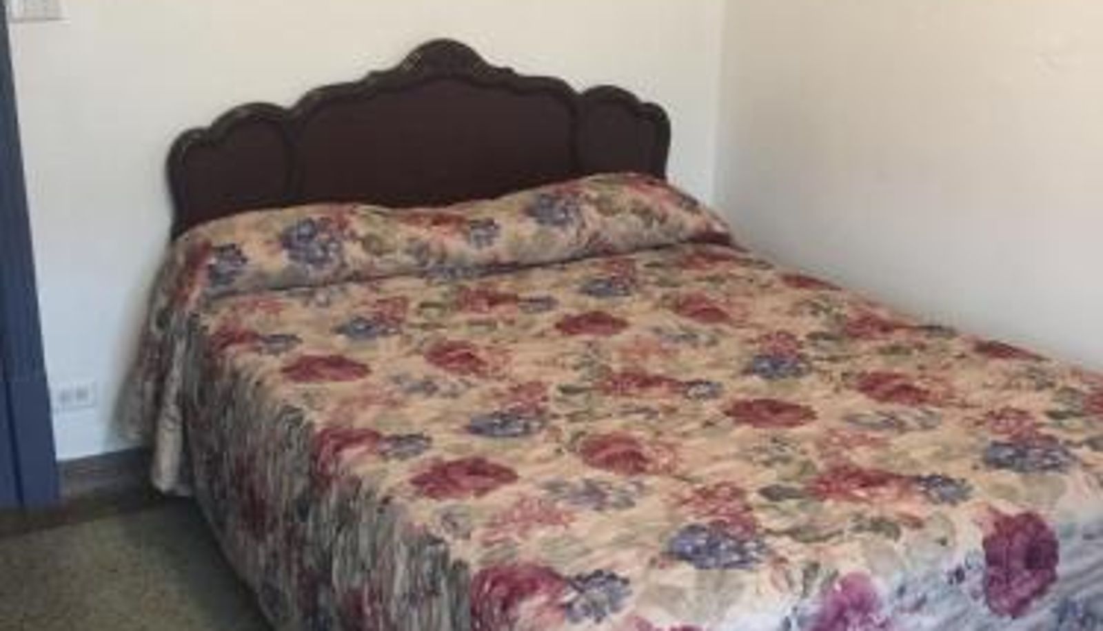 Standard room - Lakeview Hotel