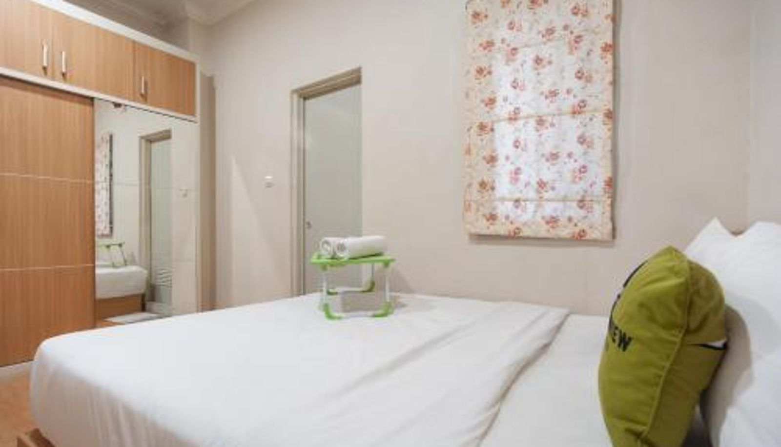 Camera - Urbanview Hotel Jagakarsa by RedDoorz