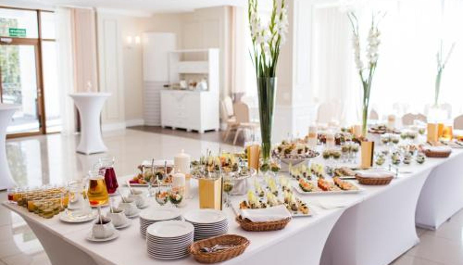 Frühstücksraum innerhalb des Restaurants - Hotel Cztery Pory Roku BUSINESS & SPA