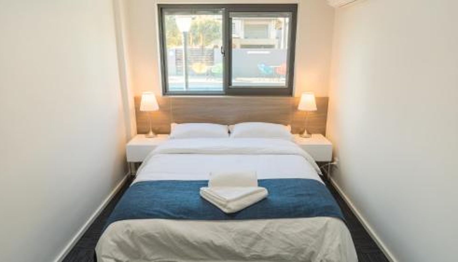 Standard room - Batavia Apartments