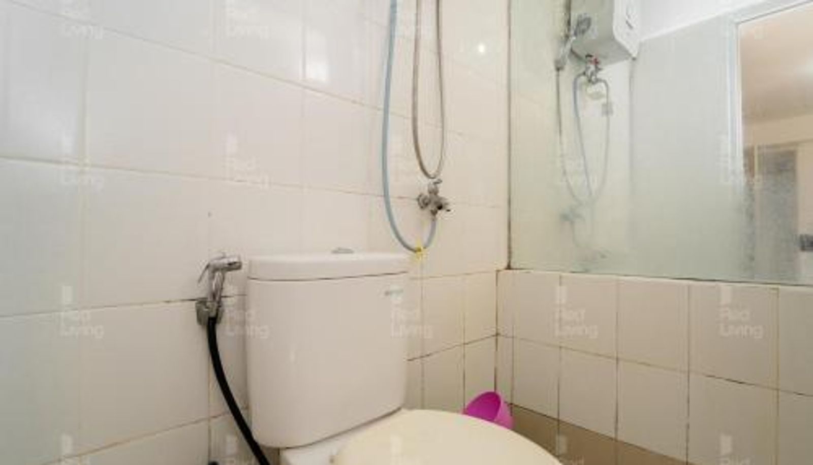 Apartment - RedLiving Apartemen Bassura City - Gracefull Rooms Tower Dahlia