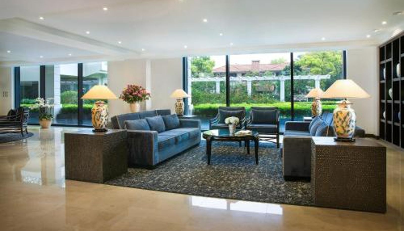 Recepción - Elegant Suites Westlake