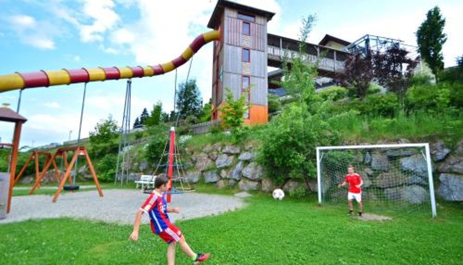 Wellness- und Fitnessbereich - G.H. Knoll "Proellhofer" Cafe Bar Hills