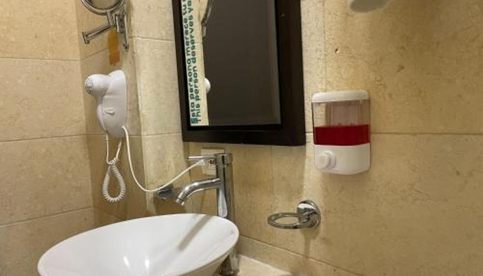 Badkamer - Hotel Bolivariana Plaza Medellin