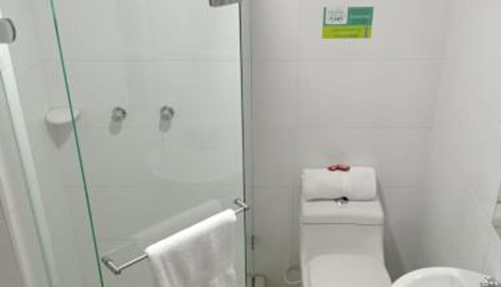 Bathroom - Hotel Suite Santa Rosa
