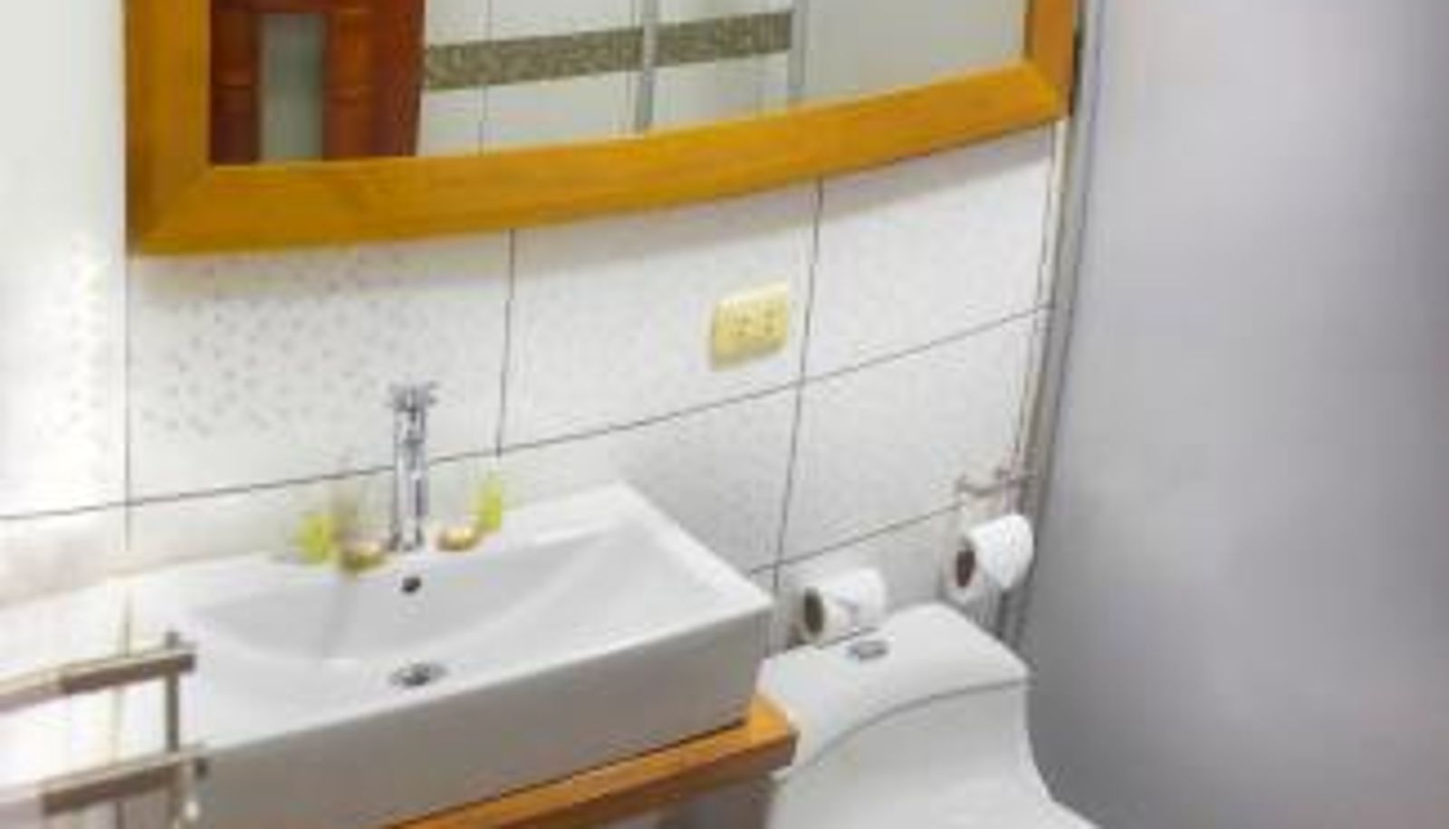 Bathroom - Copasu Hotel