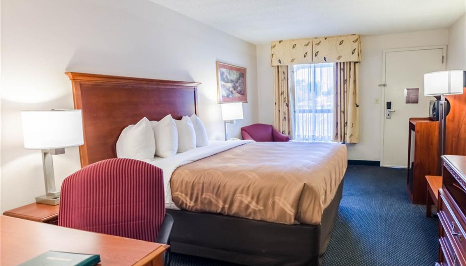 Zimmer - Quality Inn Lynchburg near University