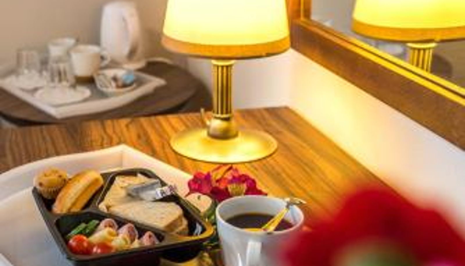 Sala de desayunos dentro del restaurante - AirPark Balice