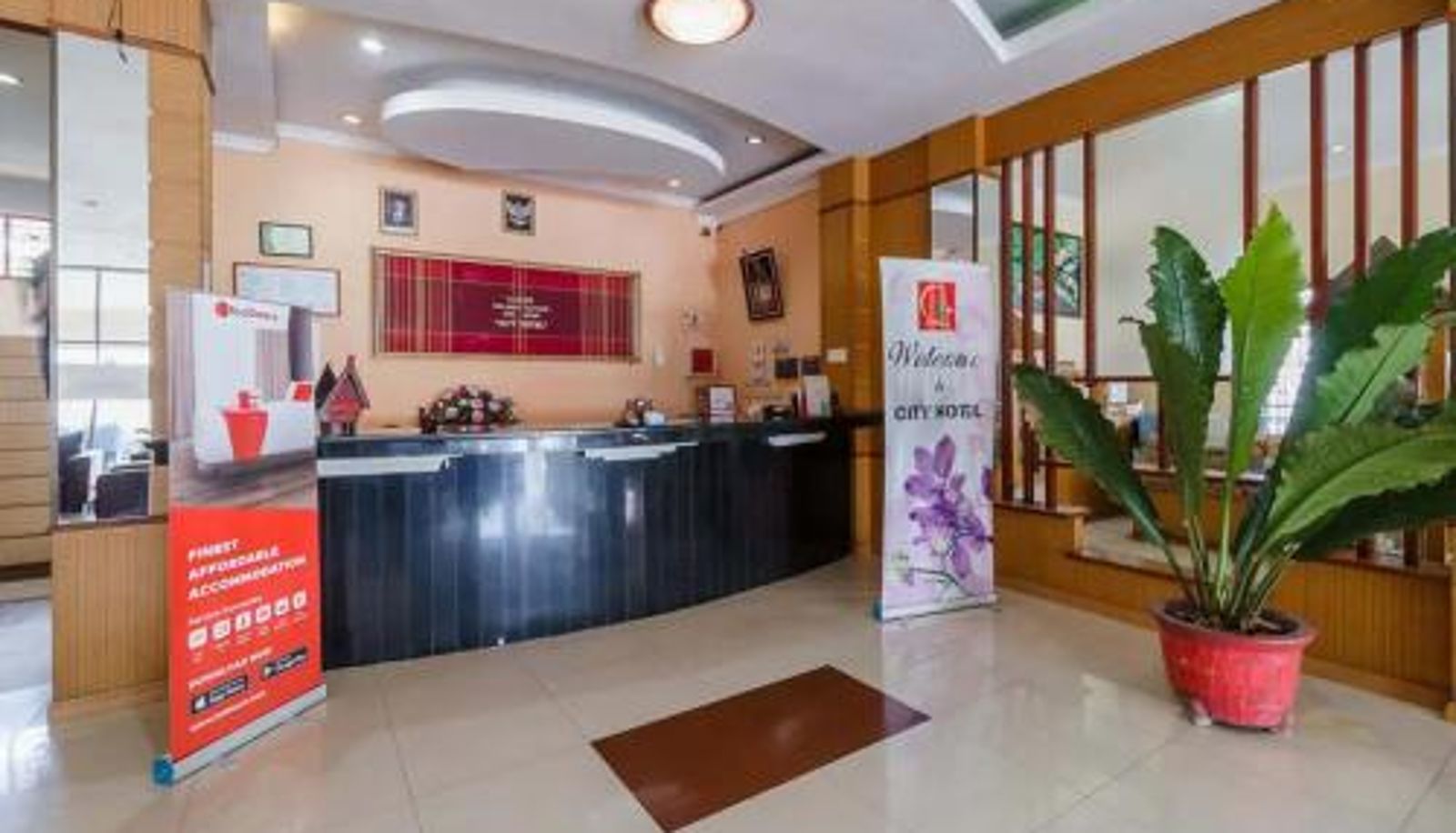 Reception - RedDoorz @ Pematangsiantar