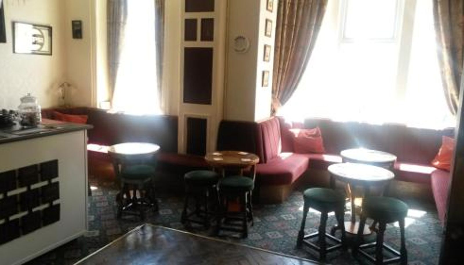 Bar - Sharn Bek Hotel