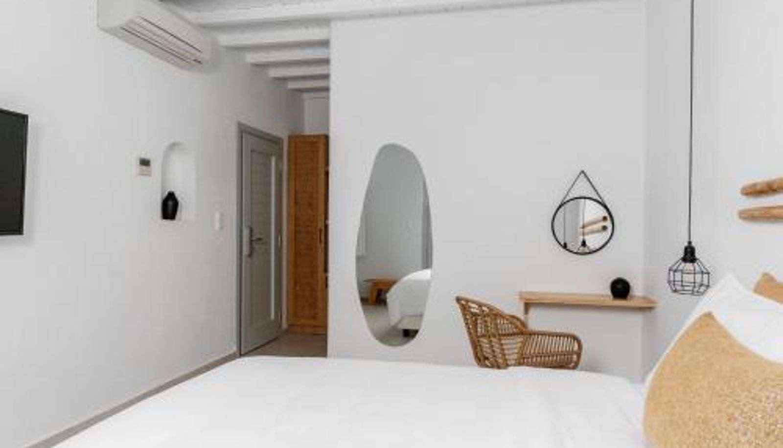 Zimmer - Penelope Village by Mr and Mrs White
