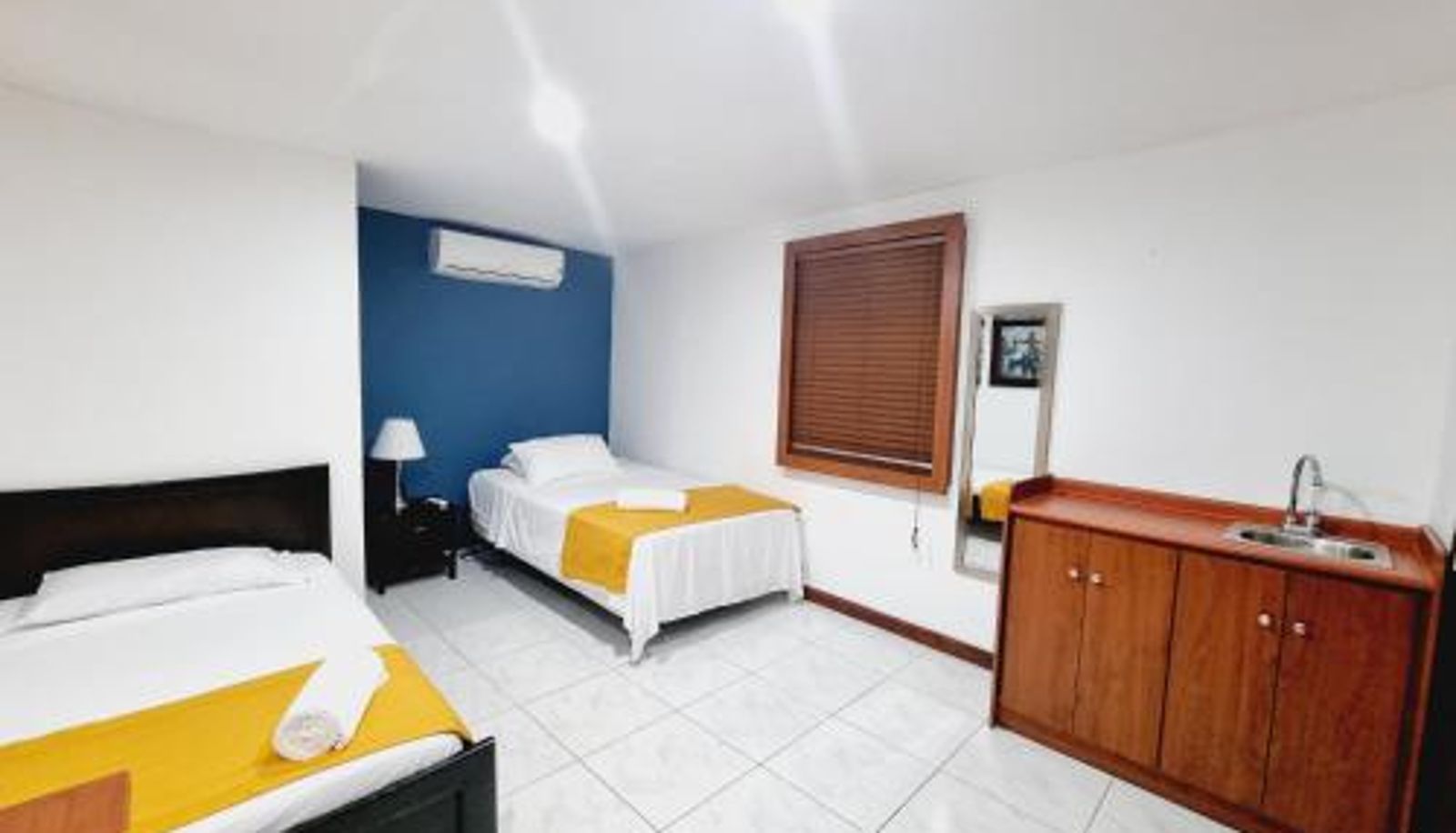 Dreibettzimmer - Hotel Karlo By GHO Hoteles