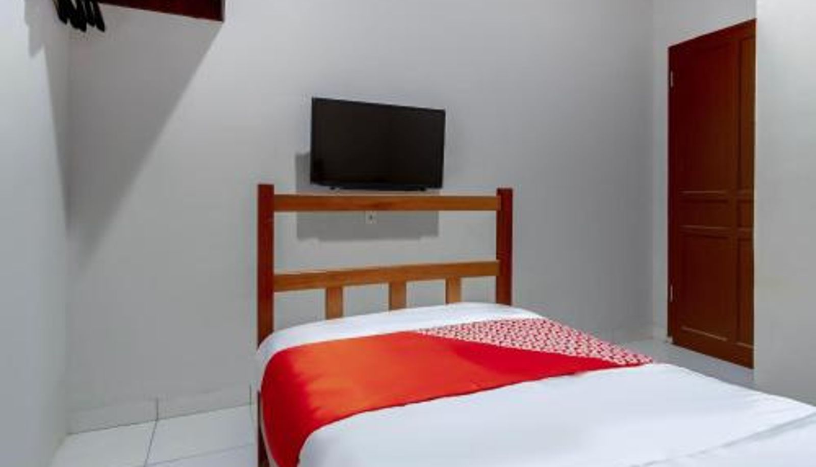 Kamer - Super OYO 2345 HOMESTAY JAYA