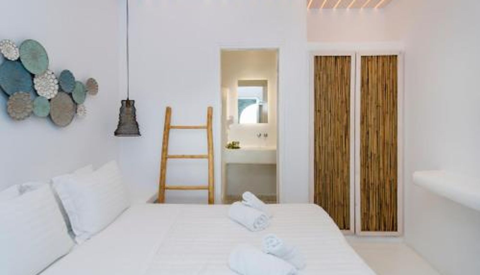 Room - Zefi Hotel & Suites
