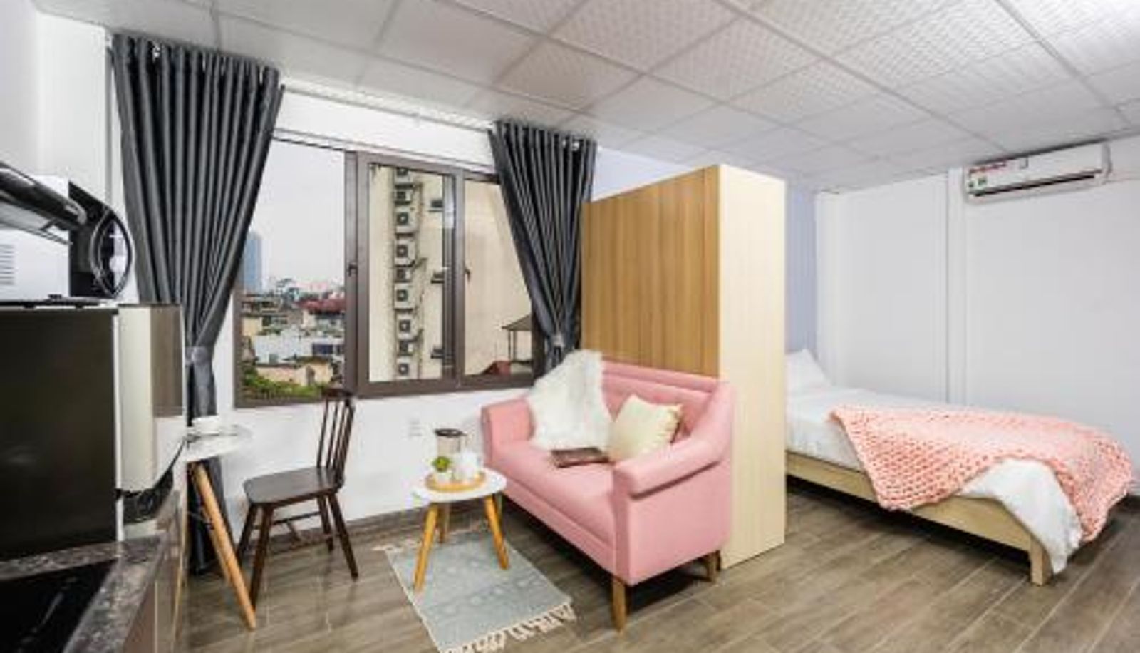 Apartament - SaziHome Doi Can Hanoi