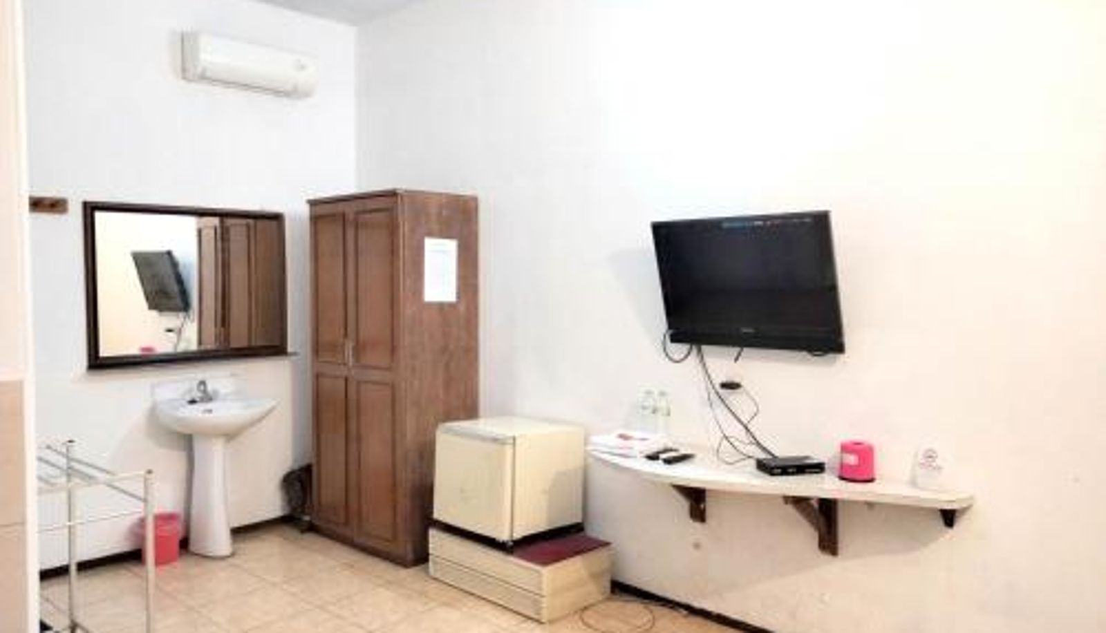 Pokój - Sartika Hotel Mitra RedDoorz Pati