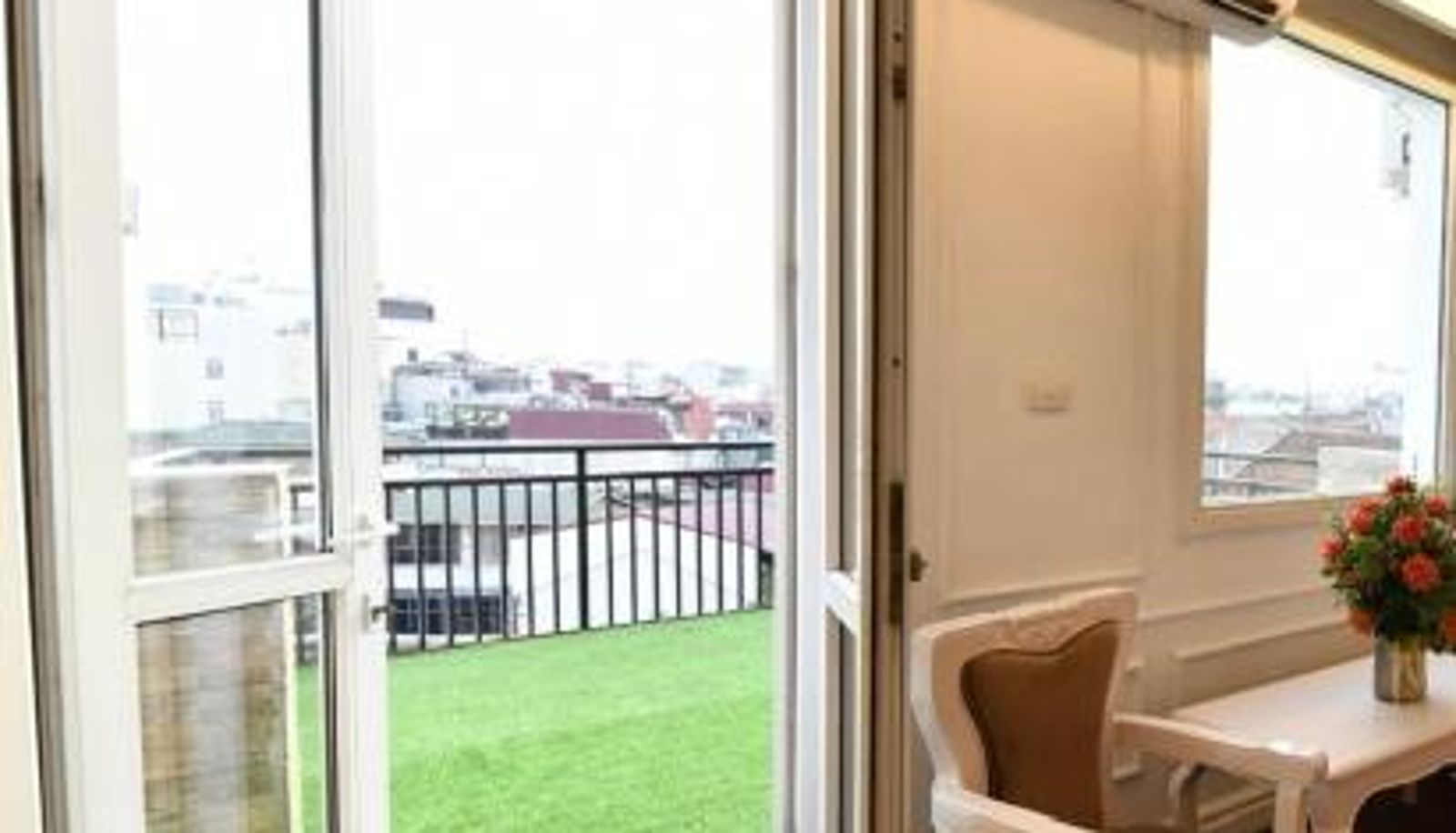 Terrace - Hanoi Traveller House