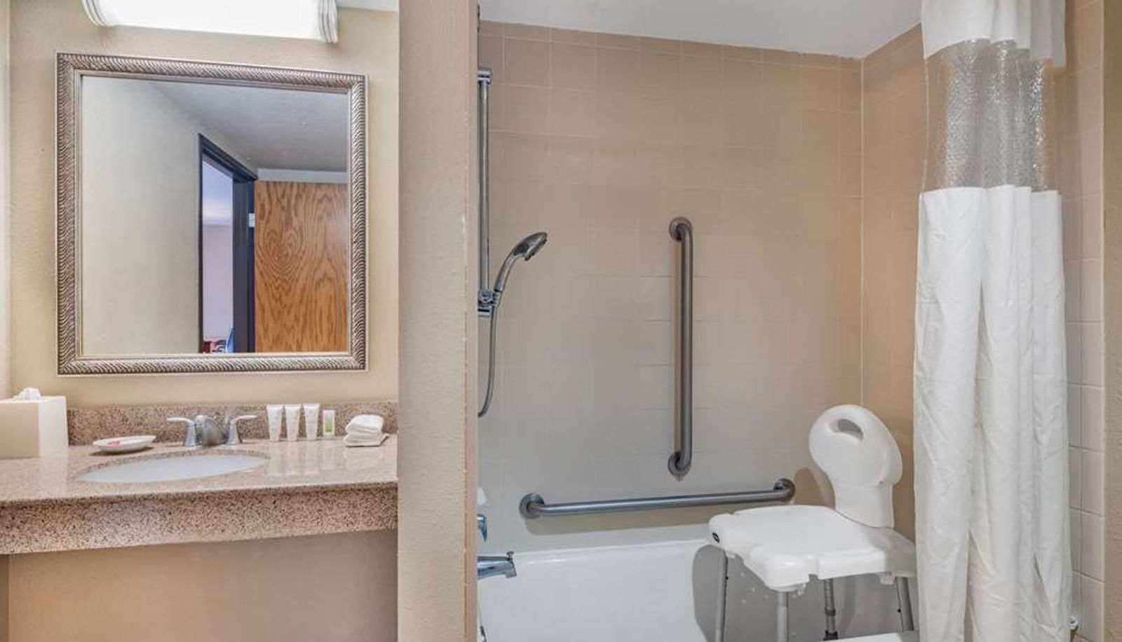 Zimmer - La Quinta Inn & Suites by Wyndham Minneapolis-Minnetonka