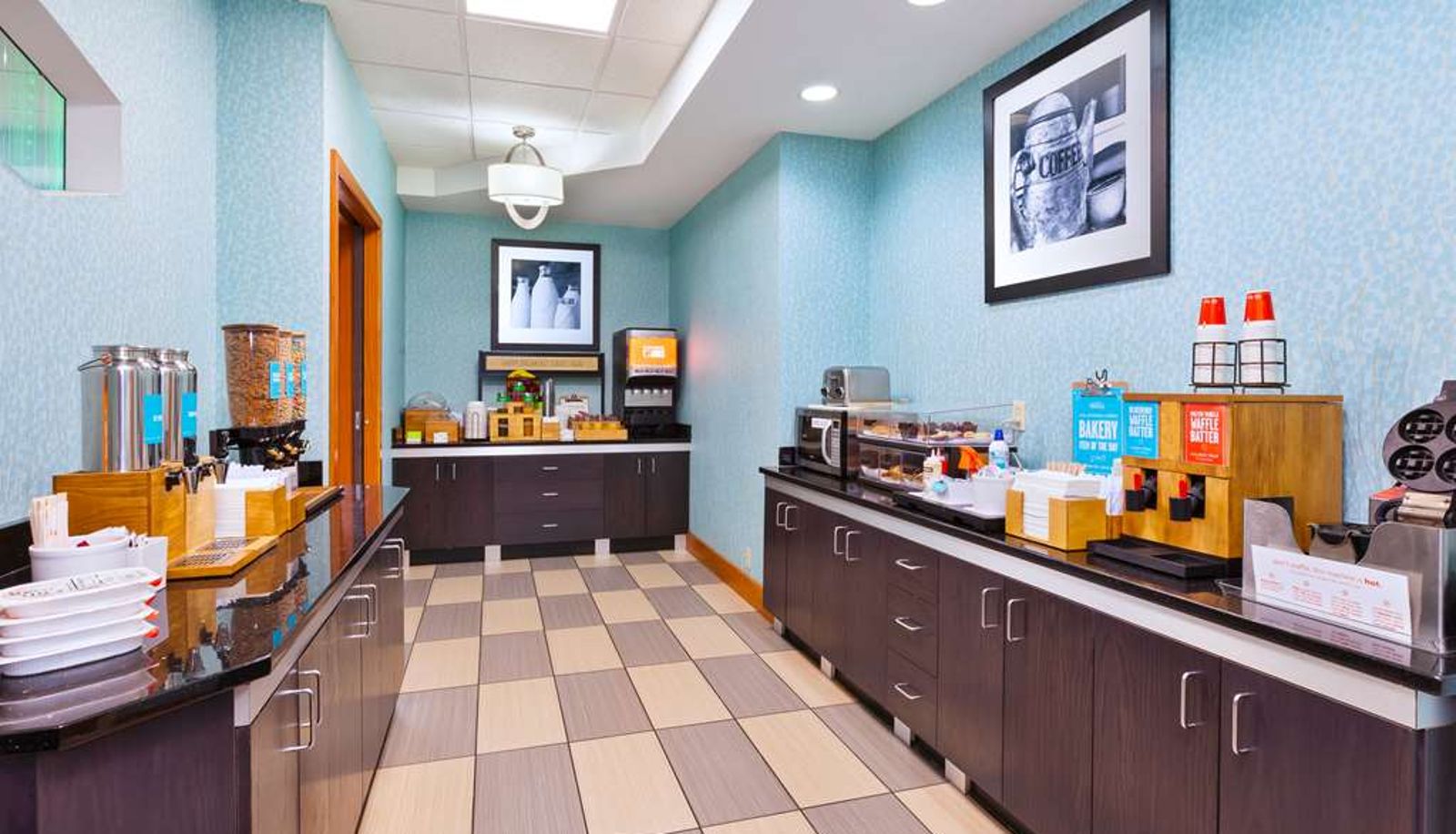 Restaurant - Hampton Inn Marysville